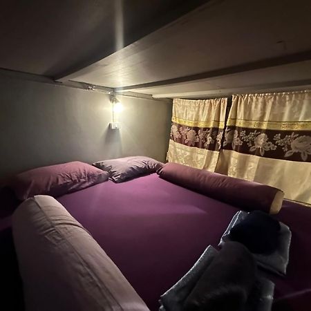 Haadrin Fellini Hostel & Pizzeria Haad Rin Zewnętrze zdjęcie